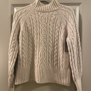 Rachel Zoe Collection
Brand New/Never worn
Oat milk colored sweater
XS